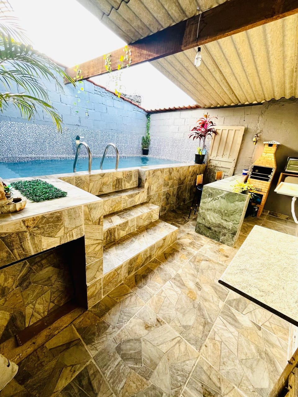 Casa com piscina House in Itanhaém