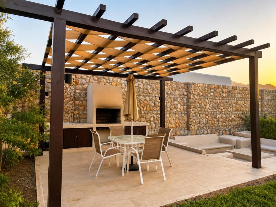 Natural landscape, BBQ facilities, Dining area