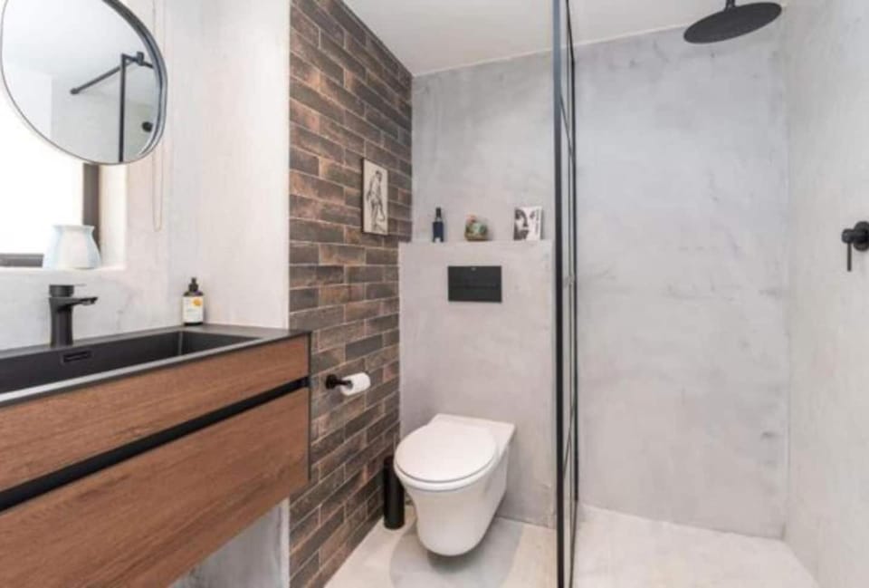 Toilet, Bathroom