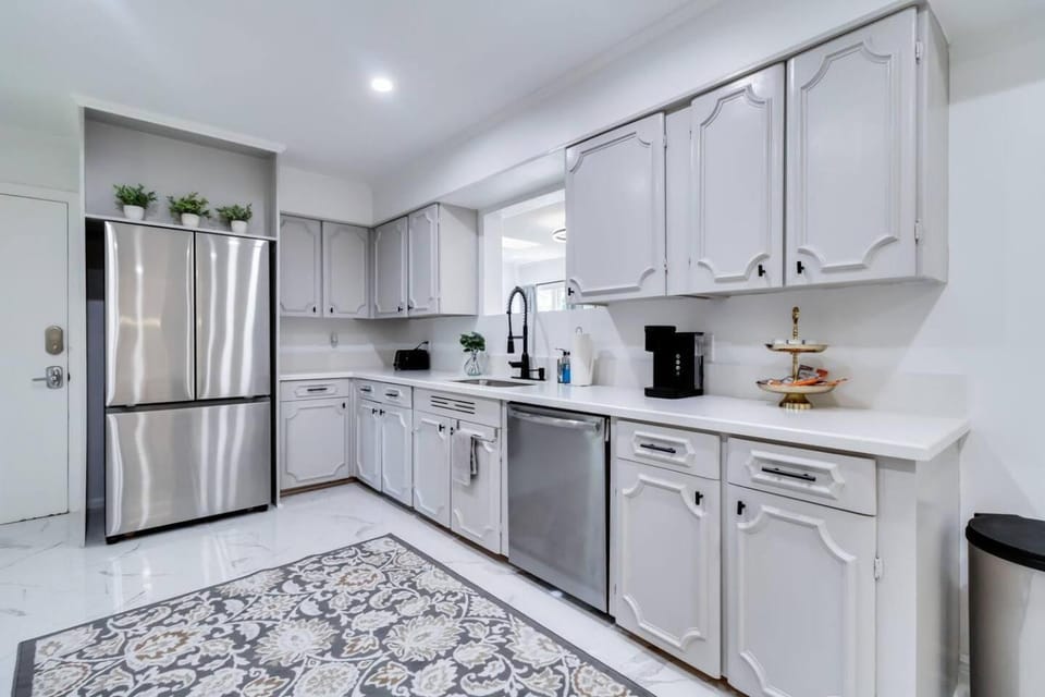Midtown Haus: Game Rm + Fire Pit House in Scott