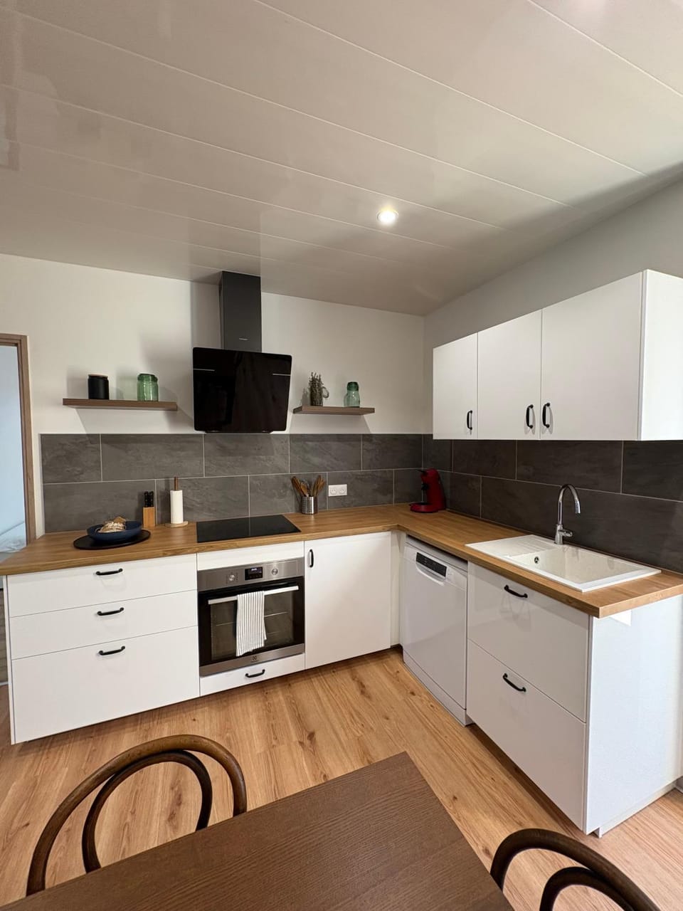 Kitchen or kitchenette
