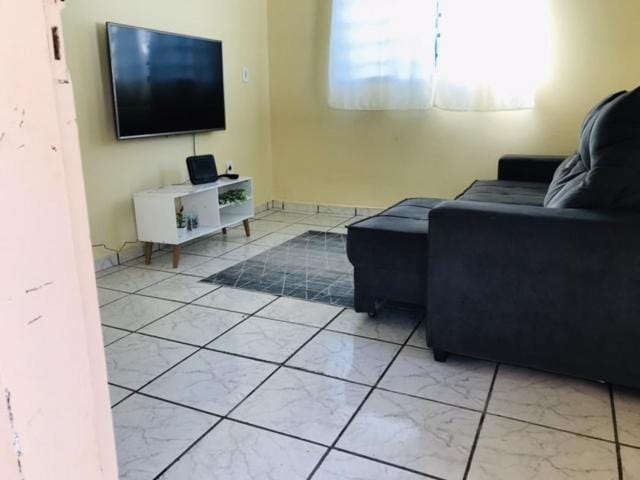 Communal lounge/ TV room, TV and multimedia, Living room, Seating area, Evening entertainment