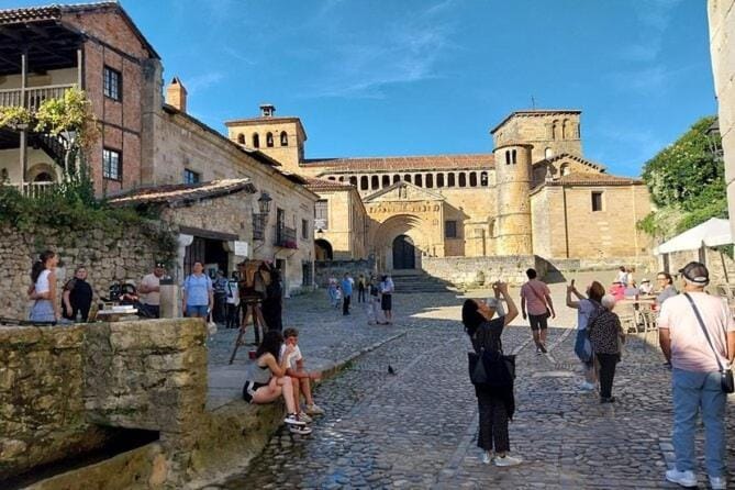 A 10 min de Santillana del Mar y a 10 min de la playa Apartment in Western coast of Cantabria