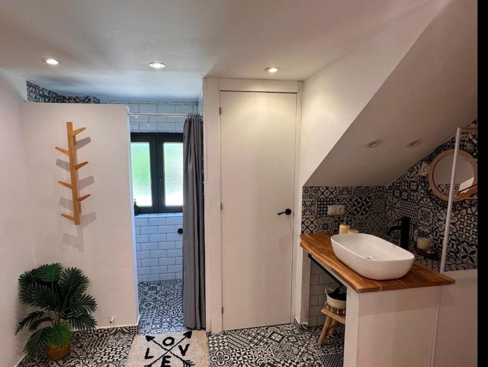 A 10 min de Santillana del Mar y a 10 min de la playa Apartment in Western coast of Cantabria