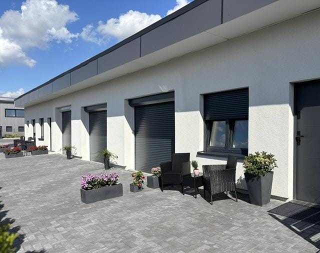 Property building, Balcony/Terrace