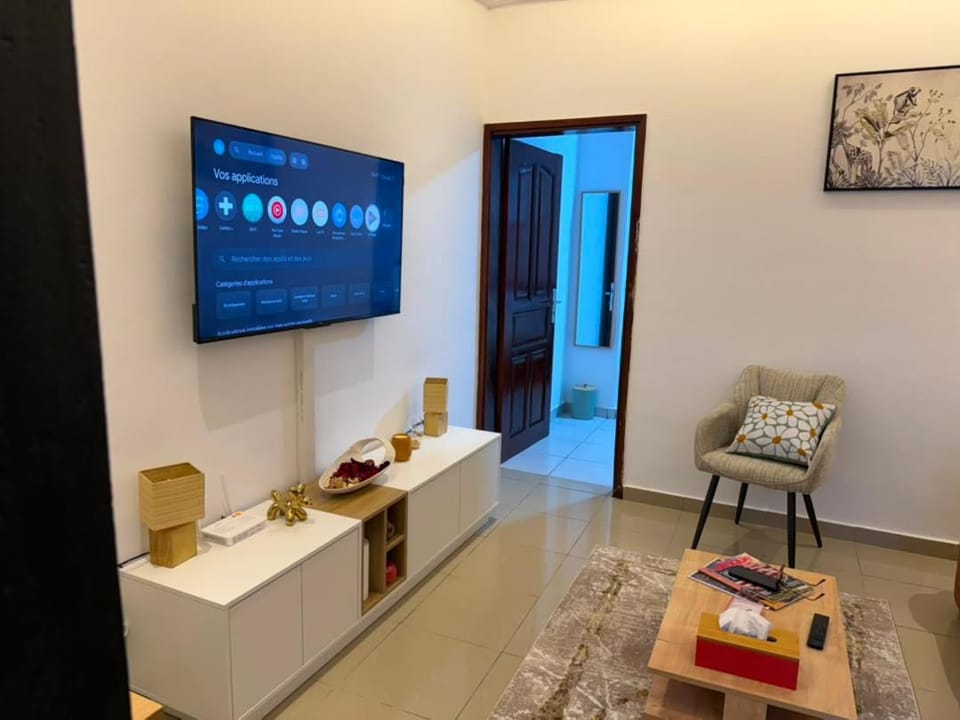 Cosy appart 1 chambre 1 salon avec Parking Apartment in Africa