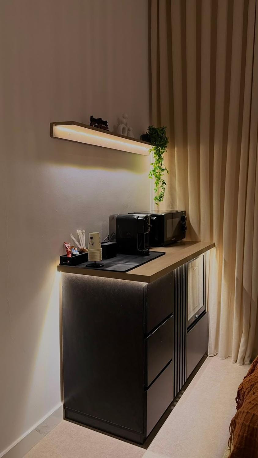 Coffee/tea facilities, Kitchen or kitchenette, minibar