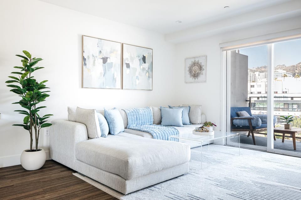 Sunset Palms Hollywood Getaway Apartment in West Hollywood