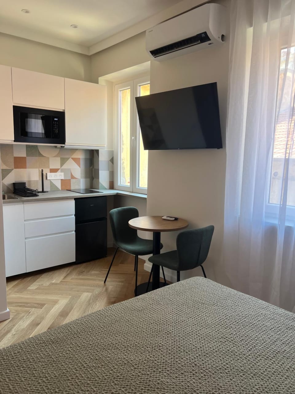 Boutique Studio Massena Apartment in Nice