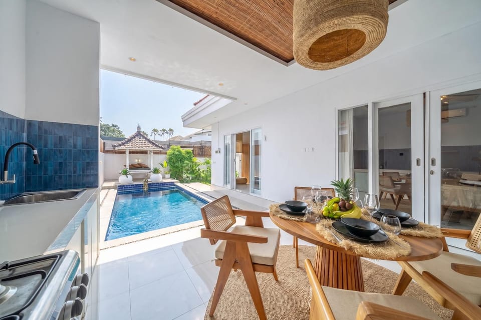 Balibay 04 - Secluded Villa with Private Pool in a Vibrant Neighborhood Villa in North Kuta