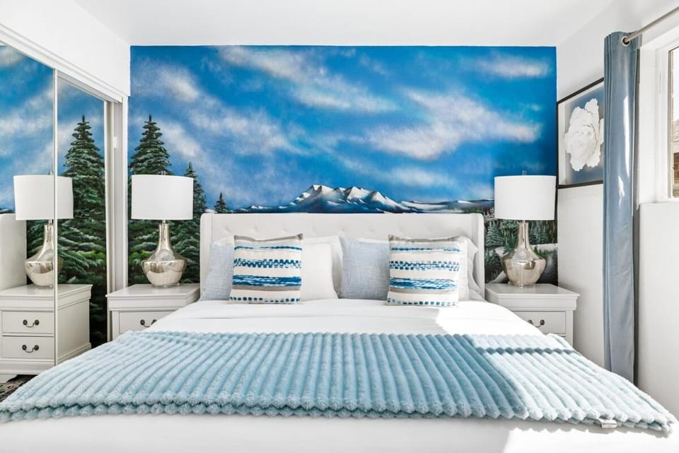 Saddle & Sage Retreat - Heated Pool & Game Lounge House in Scottsdale