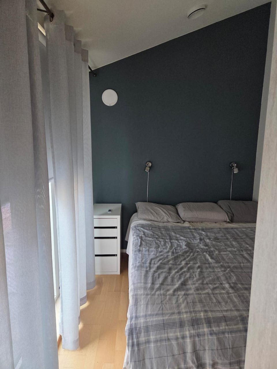 Bed, Photo of the whole room, Bedroom, wardrobe