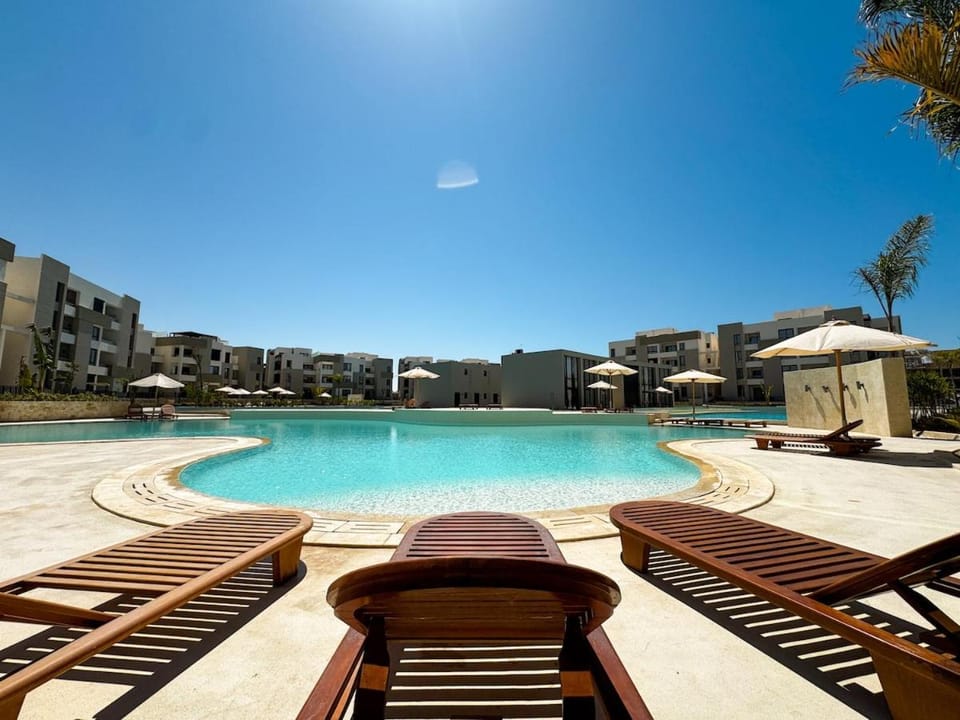 2BDR Chalet Pool view l Zahra Sidi Abd El Rahman Apartment in Egypt