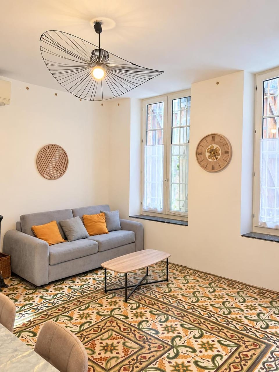 Grand T3 - Clim - Wi-Fi - Terrasse - Centre-Ville Apartment in Agde
