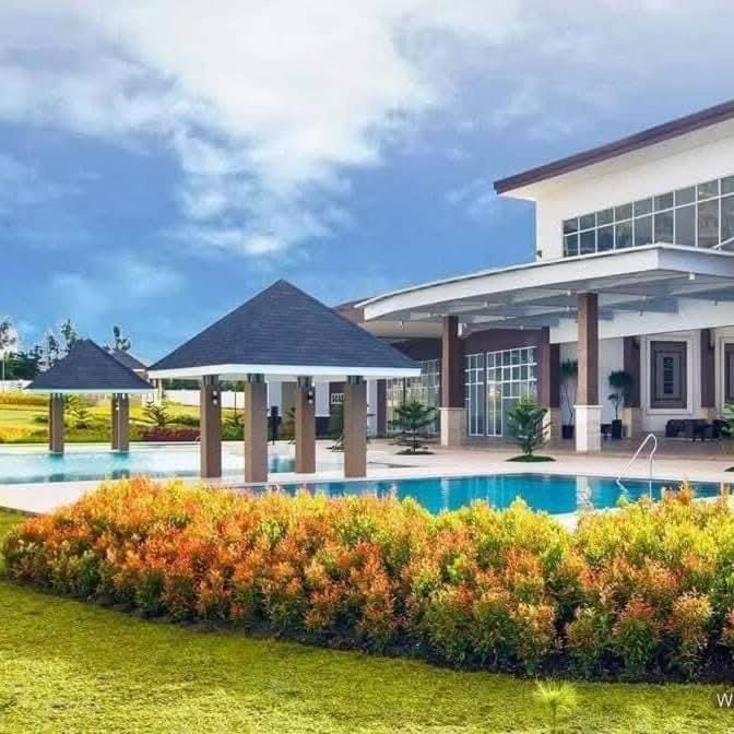Property building, Pool view, Swimming pool
