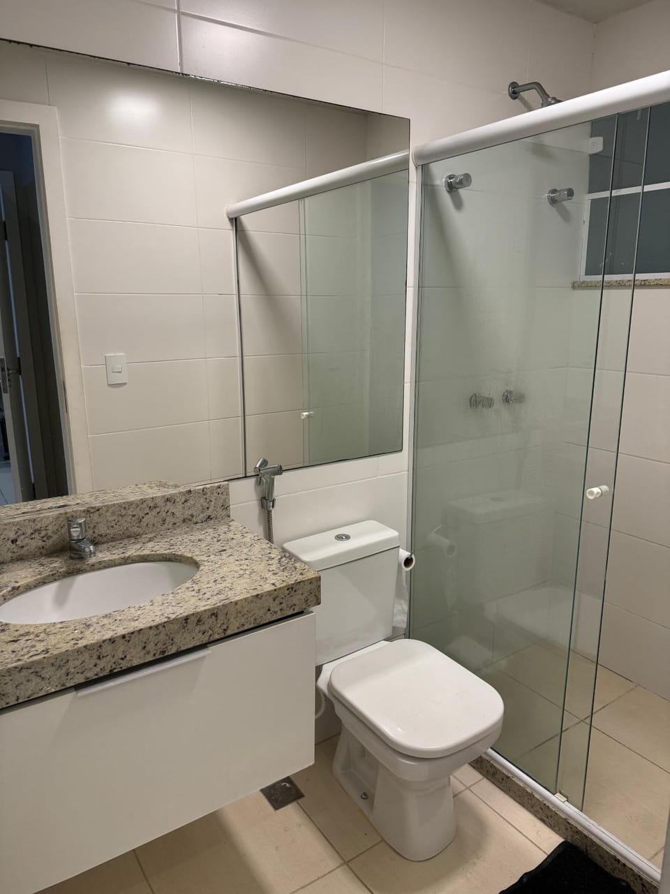 Apto quarto e sala há 300m da praia do Forte Apartment in Cabo Frio