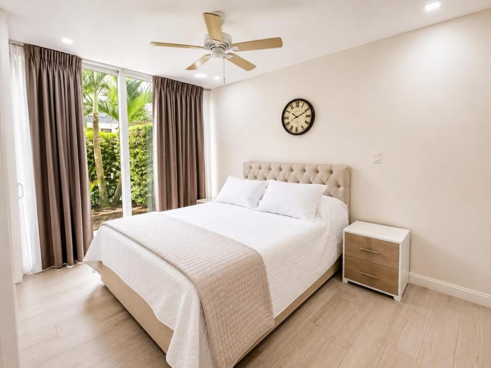 1 Condo in Herradura Near Los Sueños Near Jaco Apartment in Herradura