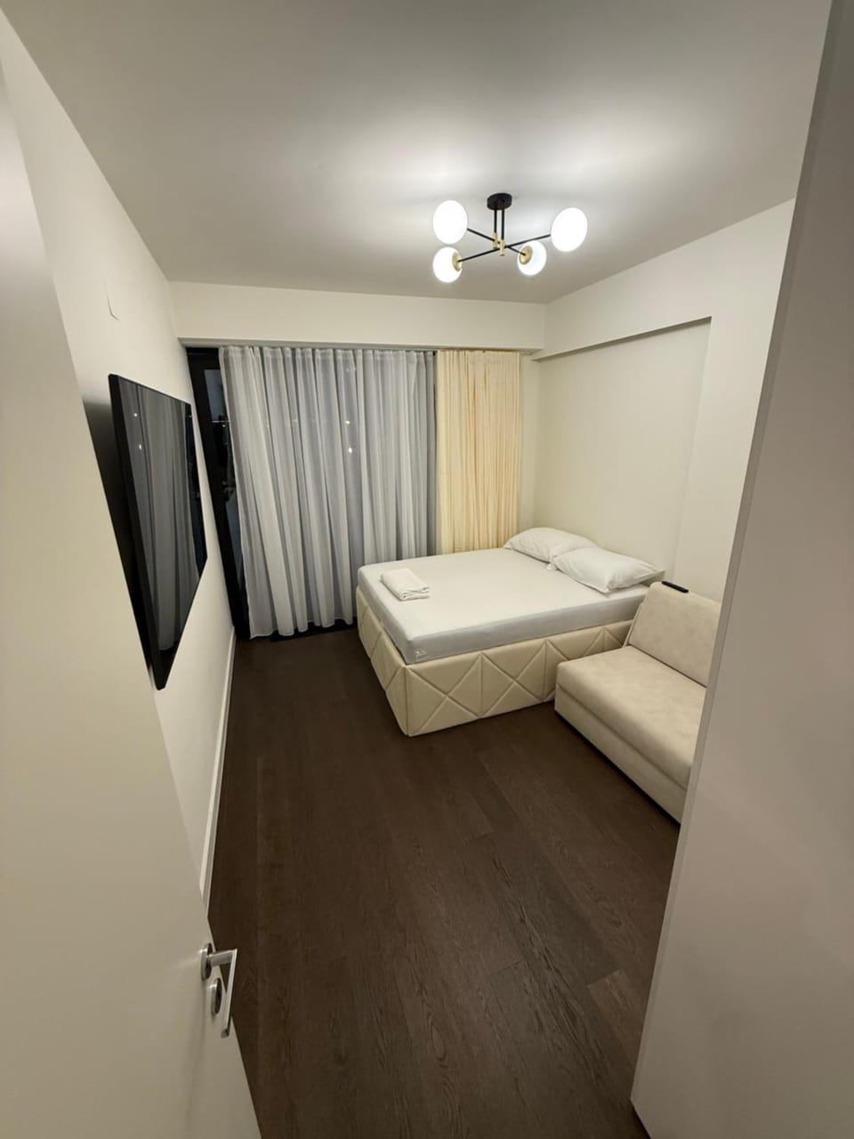 Riverside Prestige Apartment in Belgrade