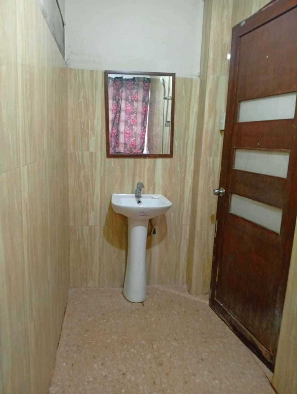 Kababayan Premier Family Suite Apartment in Iloilo City