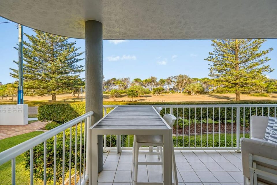 Peek-a-Blue Retreat Apartment in Kingscliff