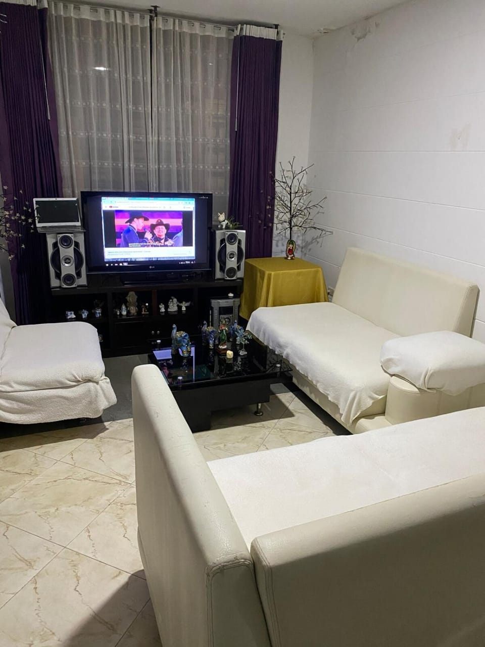 Casa a cinco minutos de Clinica medilacer y uniboyaca House in Tunja