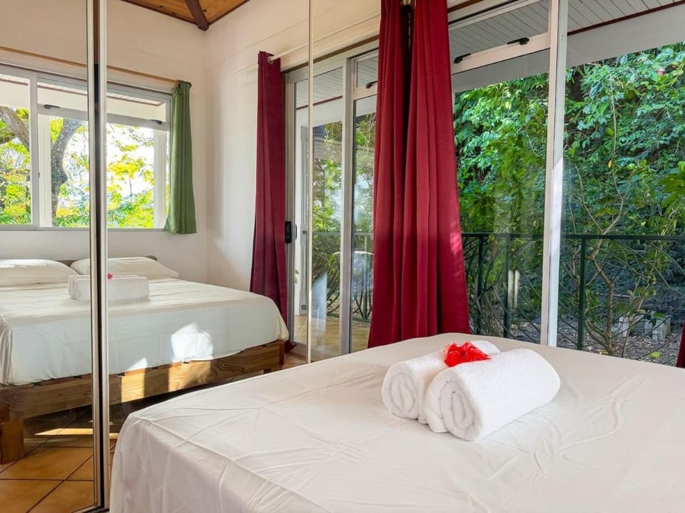 Tipaerui House 2 bedroom house near the center Apartment in Pape'ete