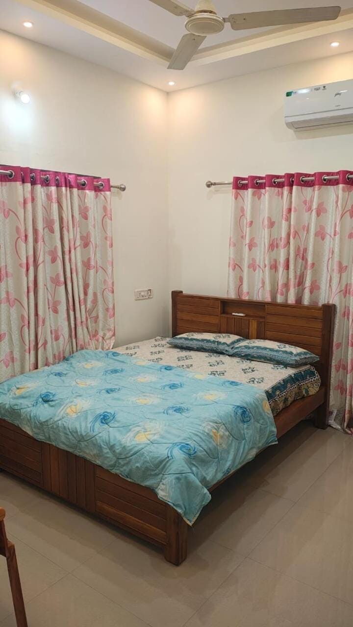 Madhava Vilasam near Varkala Cliff & Beach Apartment in Varkala