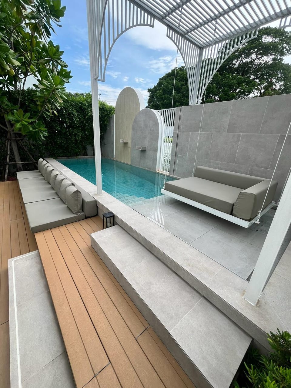 Day, Balcony/Terrace, Pool view, Swimming pool, Swimming pool, sunbed