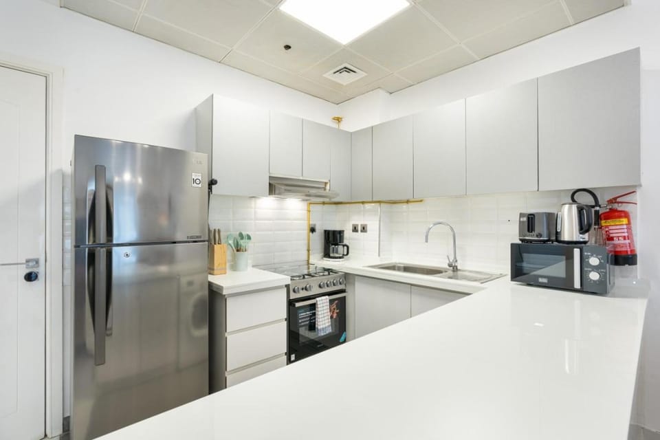 Coffee/tea facilities, Kitchen or kitchenette, oven, pet friendly, stove, toaster