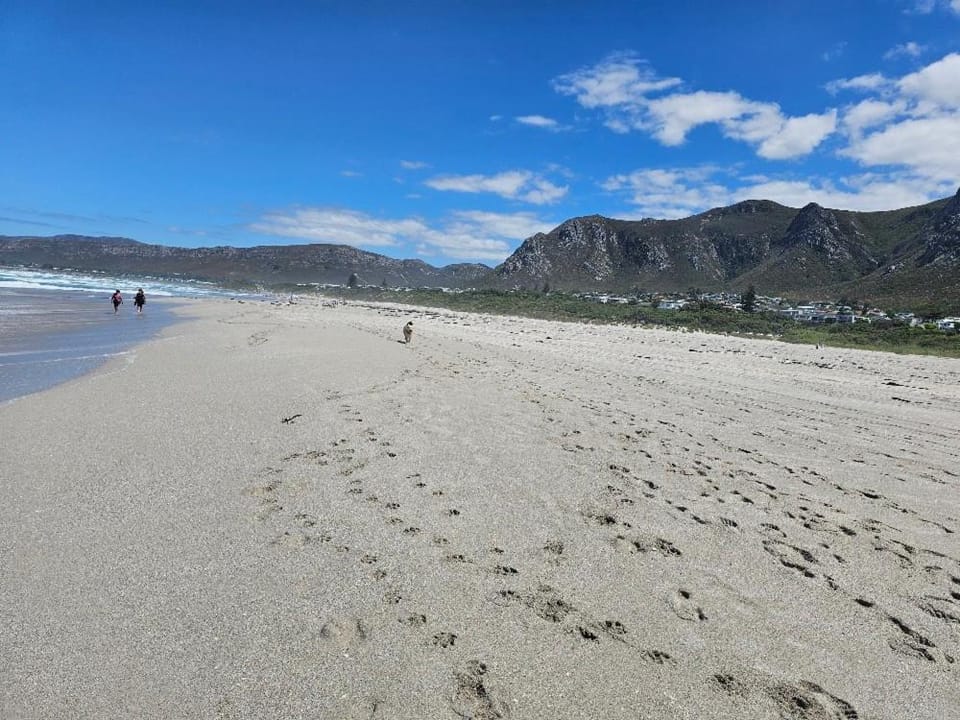 Hermanus Lagoon Paradise Campground/ 
RV Resort in Western Cape