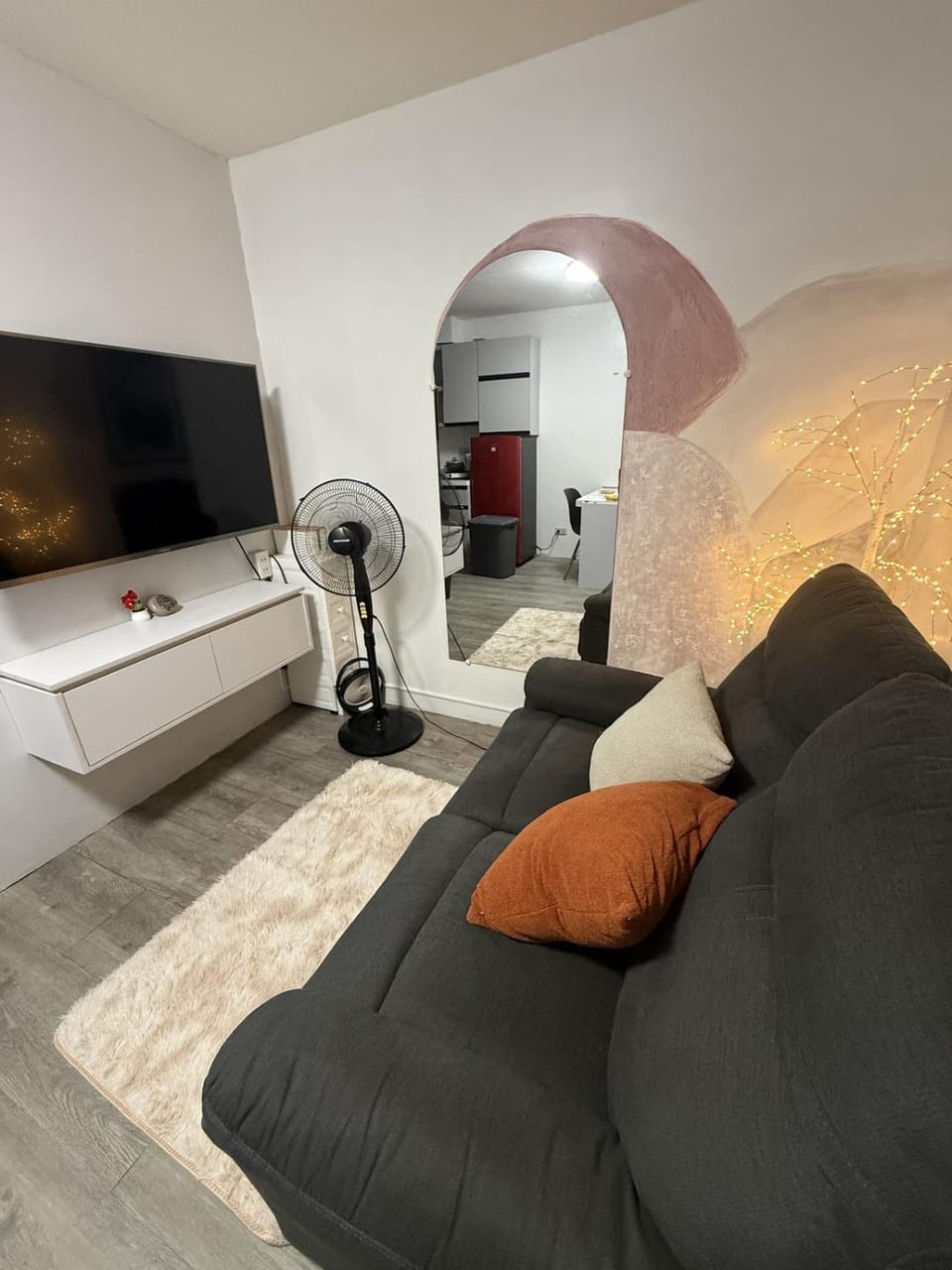 Camp O Your Cozy Escape in Alabang Apartment in Muntinlupa