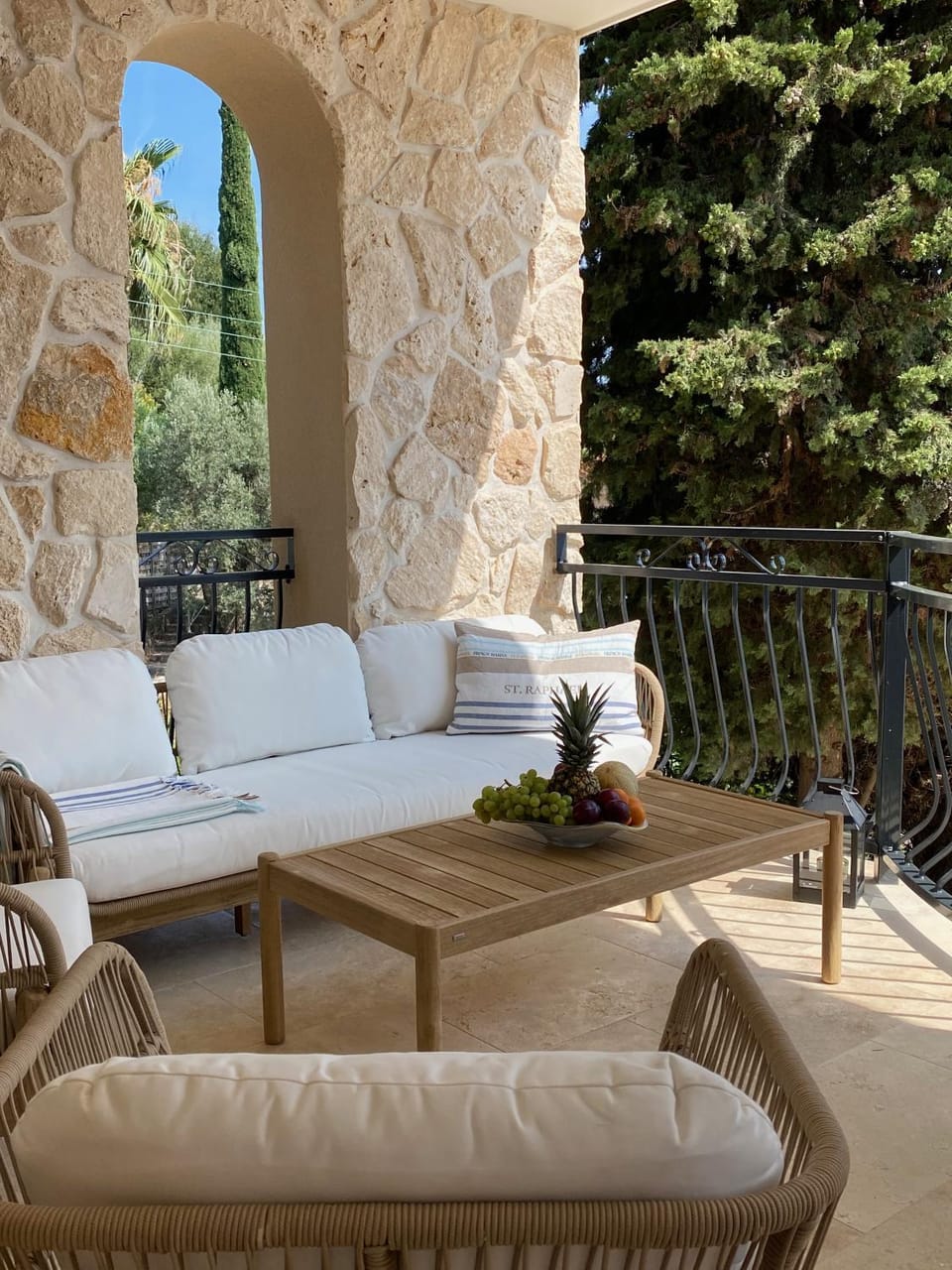 Patio, Balcony/Terrace, Seating area