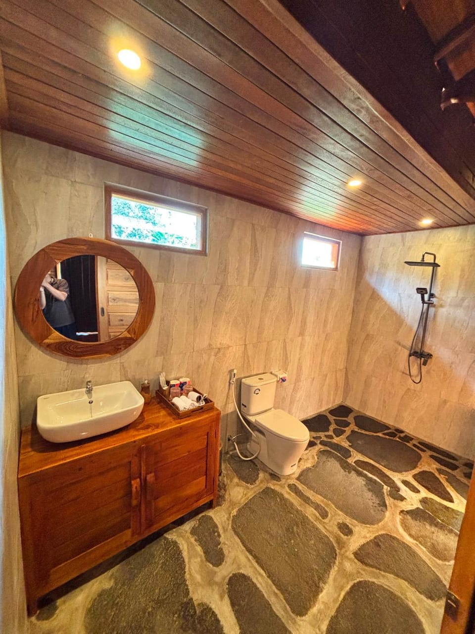 Bathroom, Bath, towels