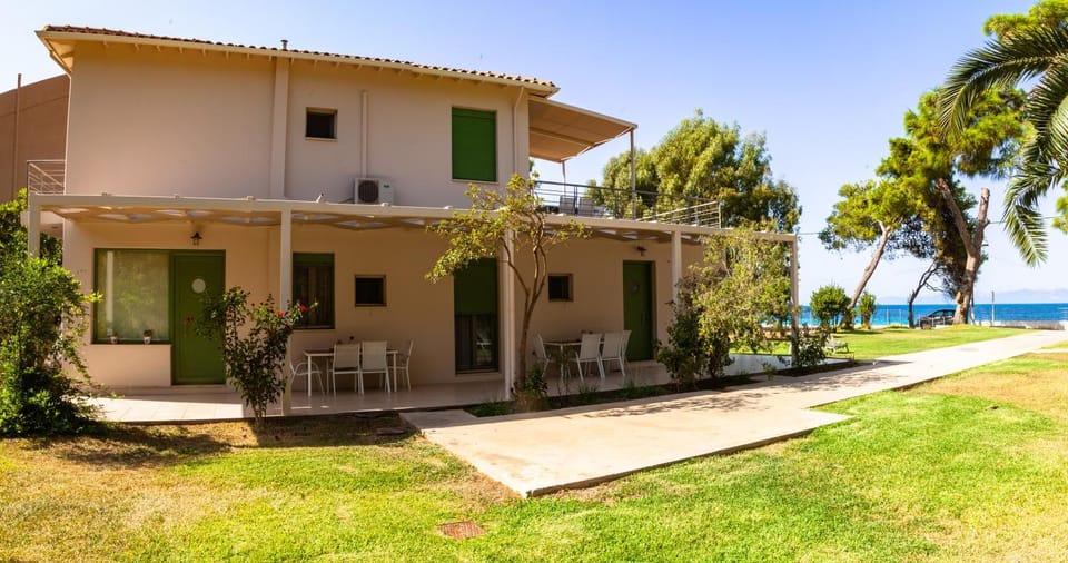Property building, Garden