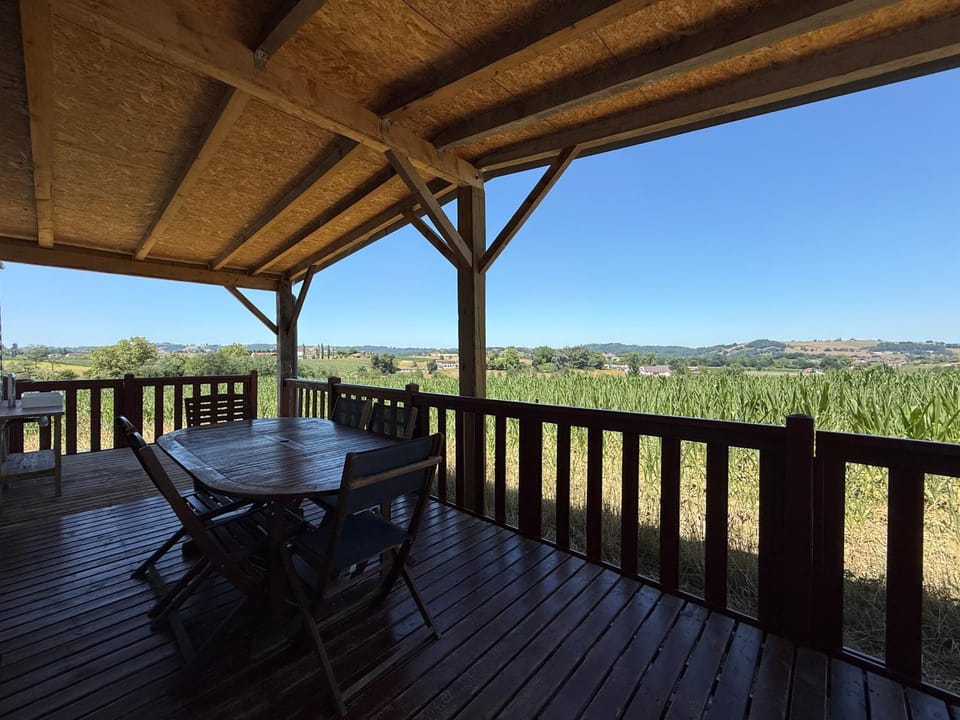 Natural landscape, View (from property/room), Balcony/Terrace, Dining area