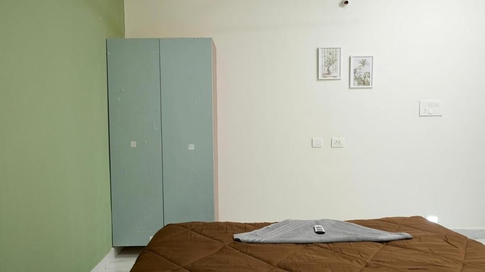 Olive & Ivory retreat 3bhk Khajaguda Apartment in Hyderabad