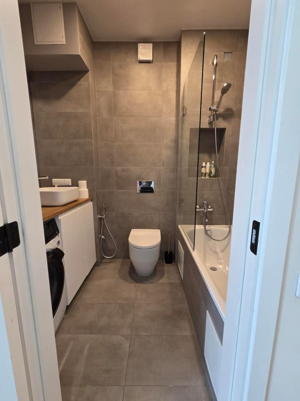 Shower, Toilet, Bathroom