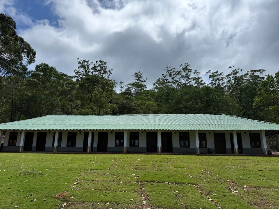 The Six By Uplands Luxury tent in Gangawatakorale