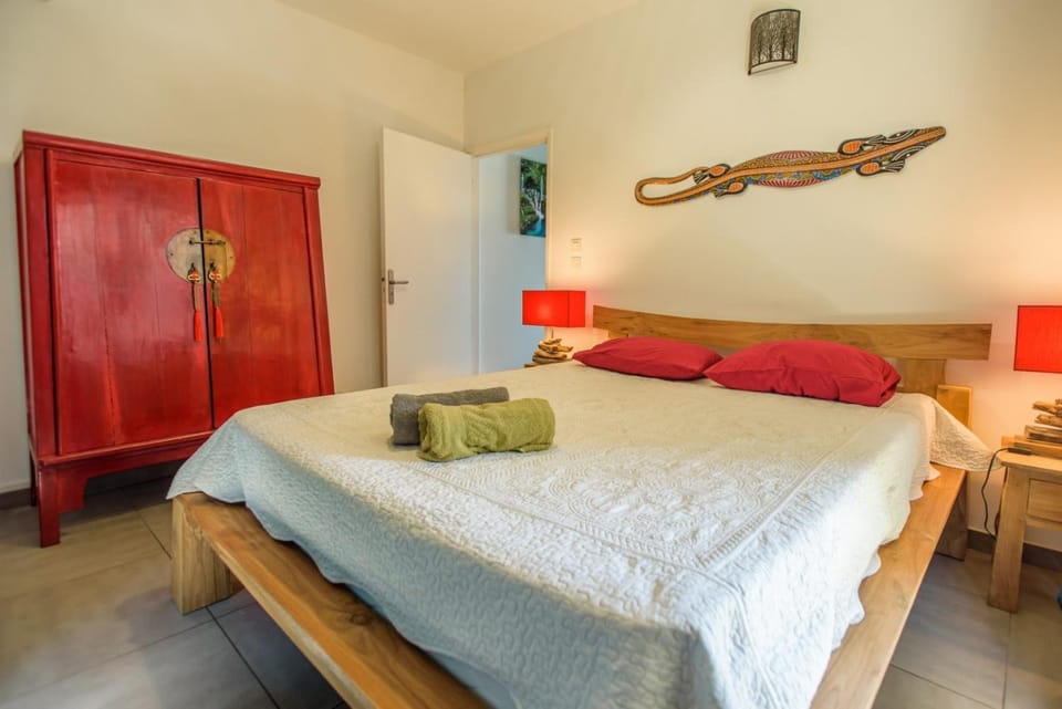 Living room, Bedroom