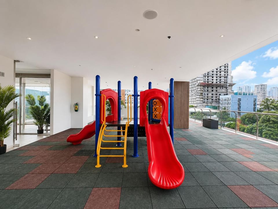 Modern and Stylish Near at Cebu IT Park with City View Apartment hotel in Lapu-Lapu City
