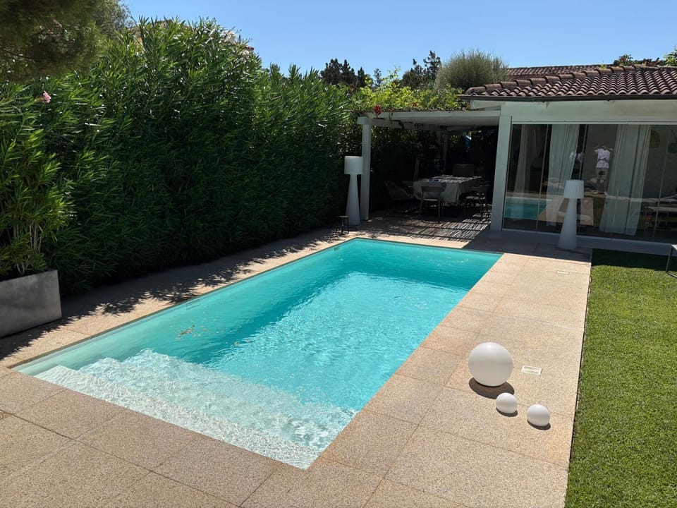 Balcony/Terrace, Swimming pool, Swimming pool