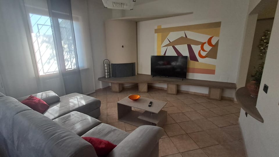 TV and multimedia, Living room