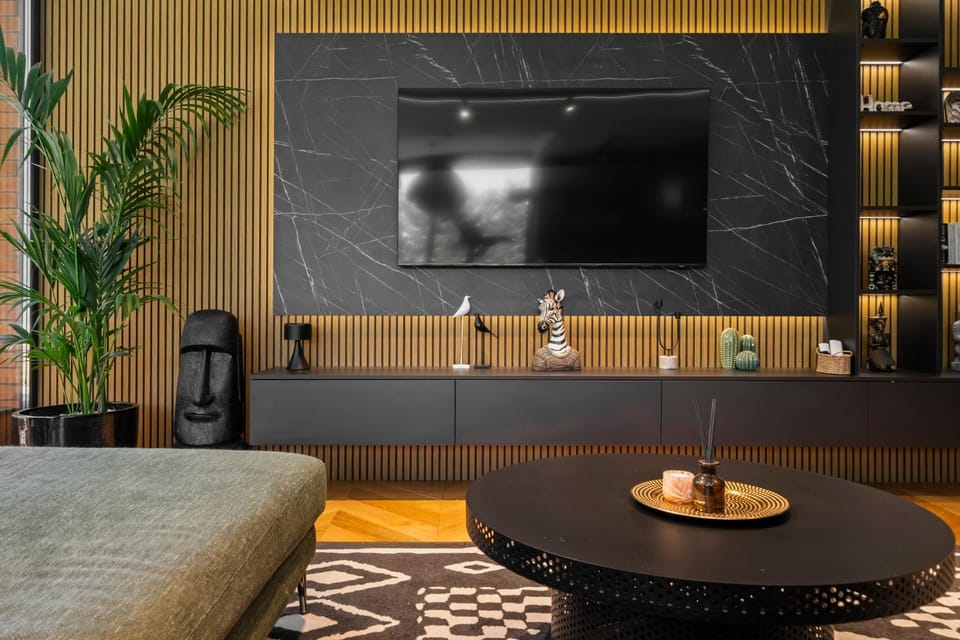 Communal lounge/ TV room, TV and multimedia, Living room, Seating area