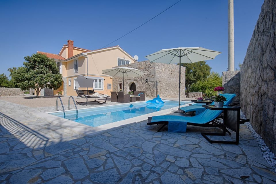 Modern villa with pool, quiet aria, privacy, nice garden - by TRAVELER Krk agency ID 2138 Villa in Krk