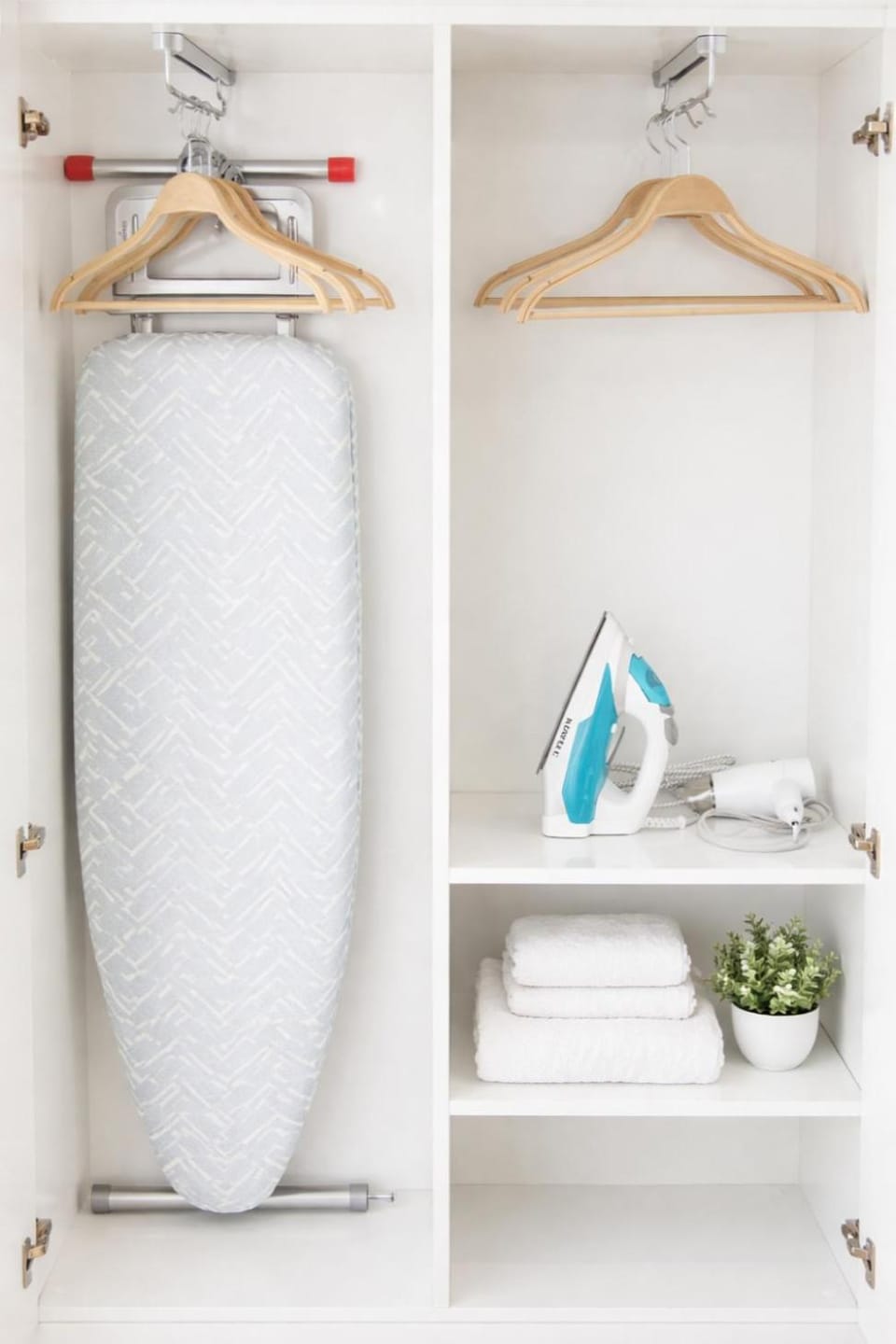 furniture, towels, wardrobe