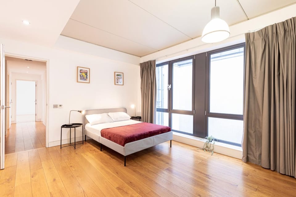 Beautiful 3 bedroom apartments in Shoreditch Apartment in London Borough of Islington