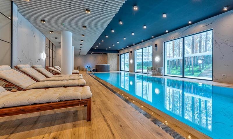Swimming pool, Swimming pool