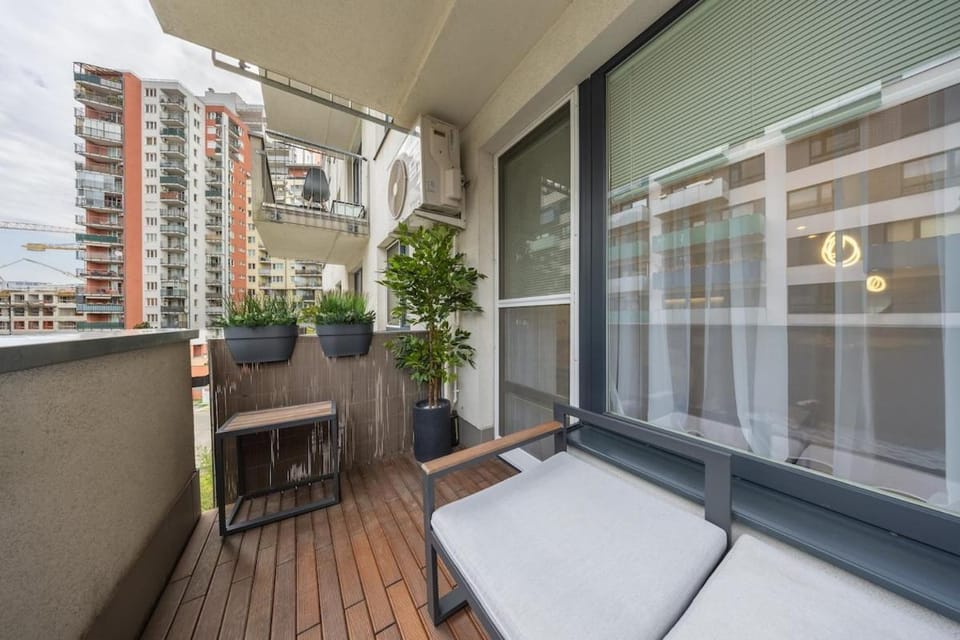 Property building, Patio, Day, View (from property/room), Balcony/Terrace, Living room, Seating area