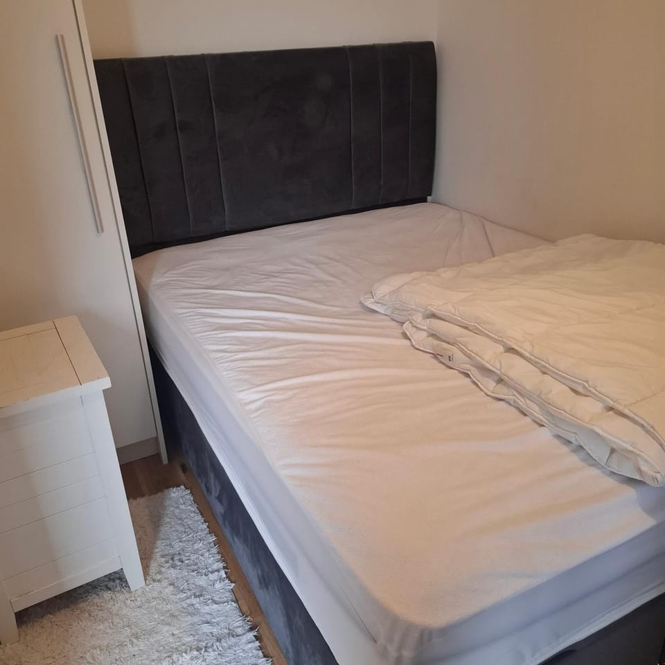Modern 2BDR Close to Dublin Airport and Coast Apartment in County Dublin