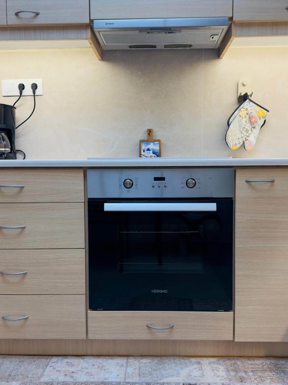Kitchen or kitchenette, stove